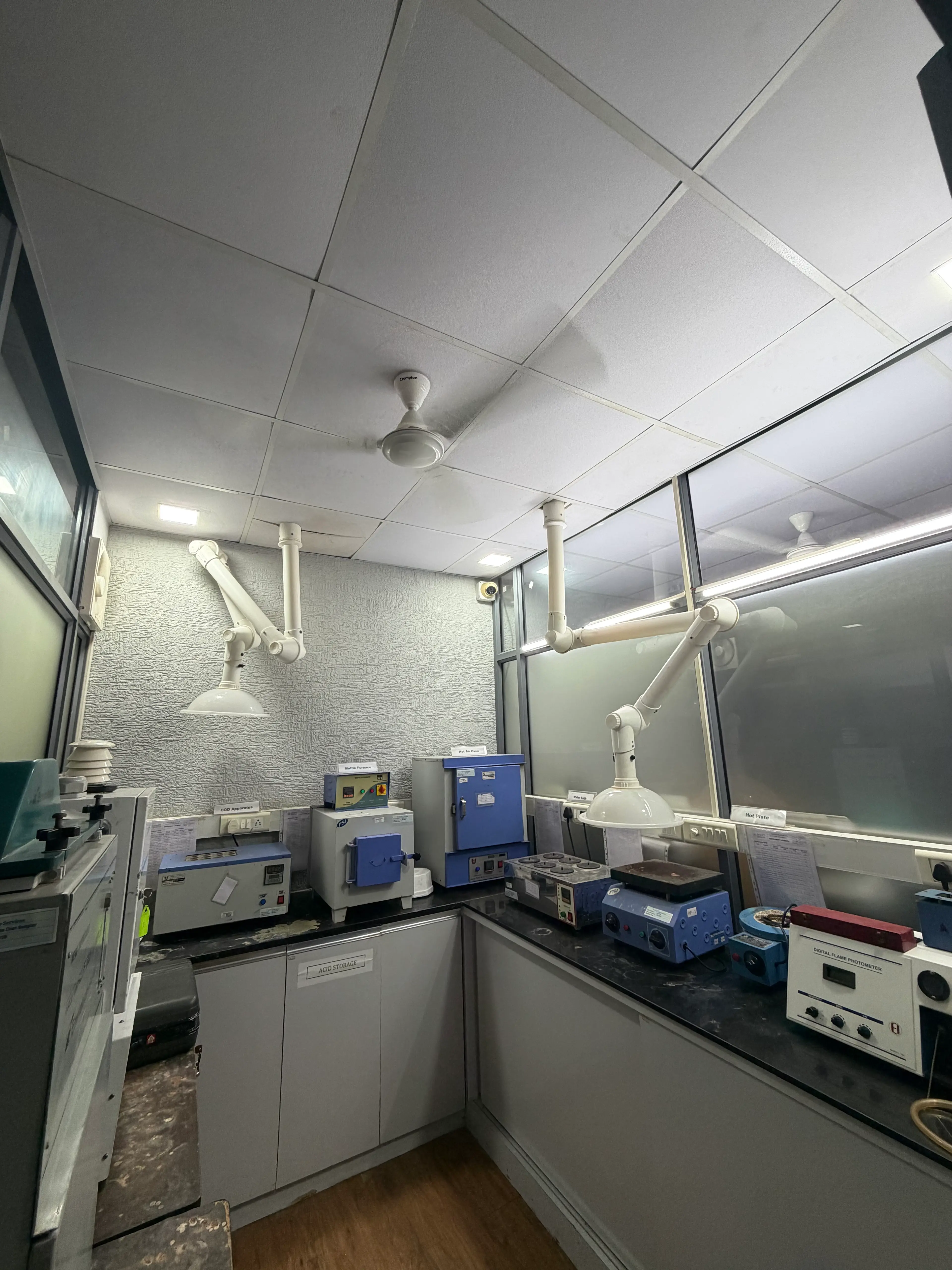 Environmental testing laboratory