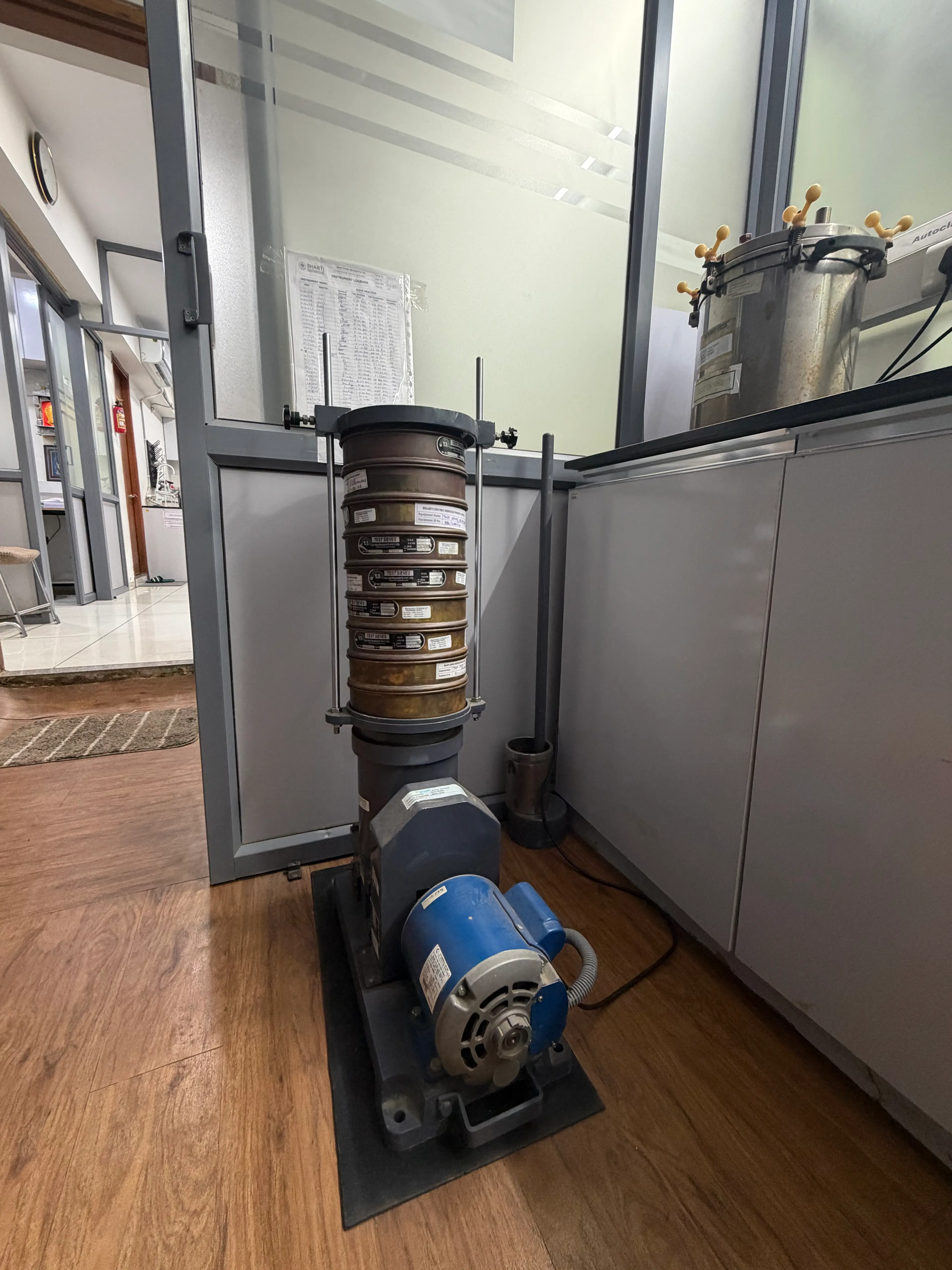 Sieve shaker and autoclave equipment