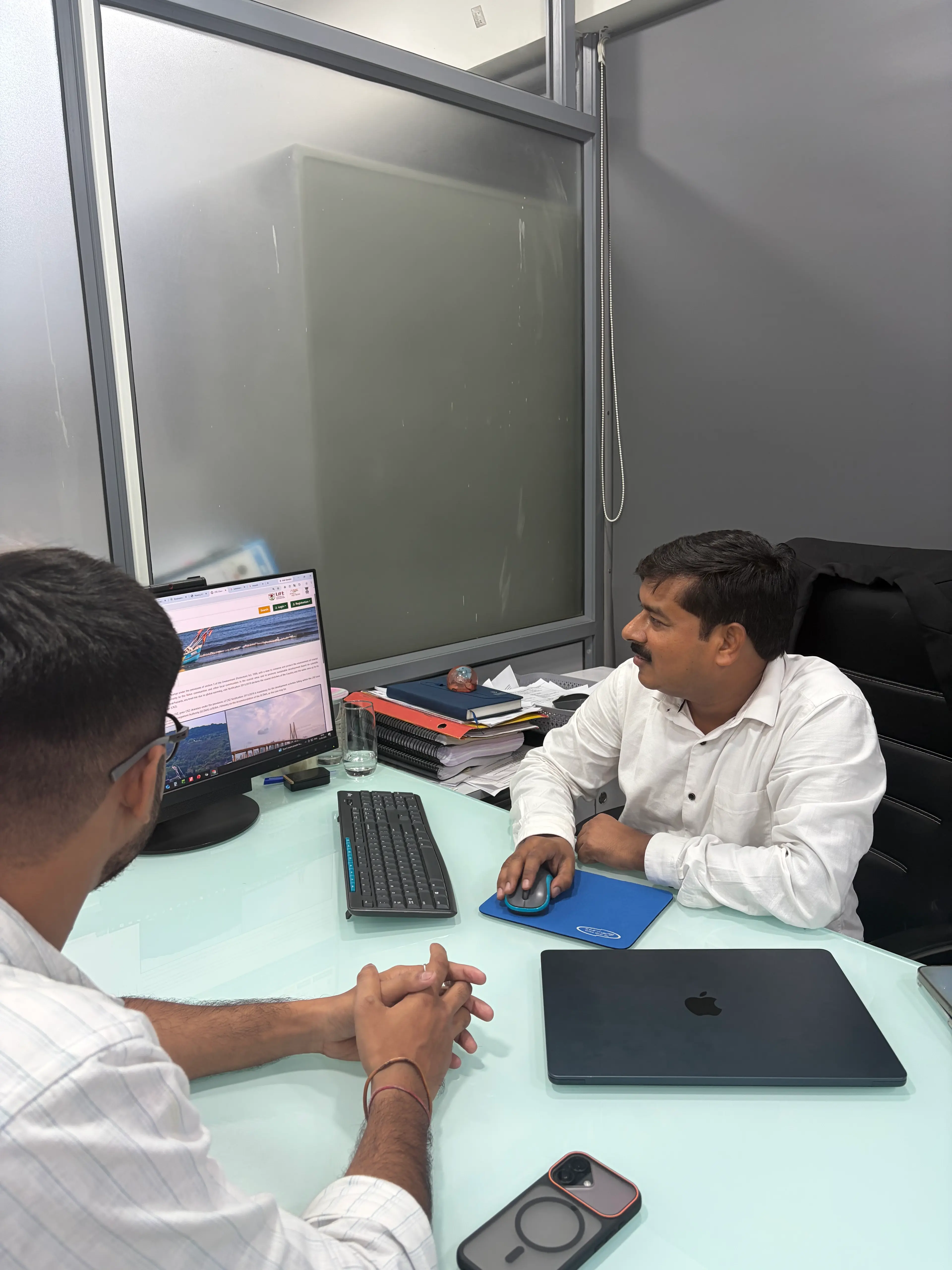 Client consultation meeting in progress